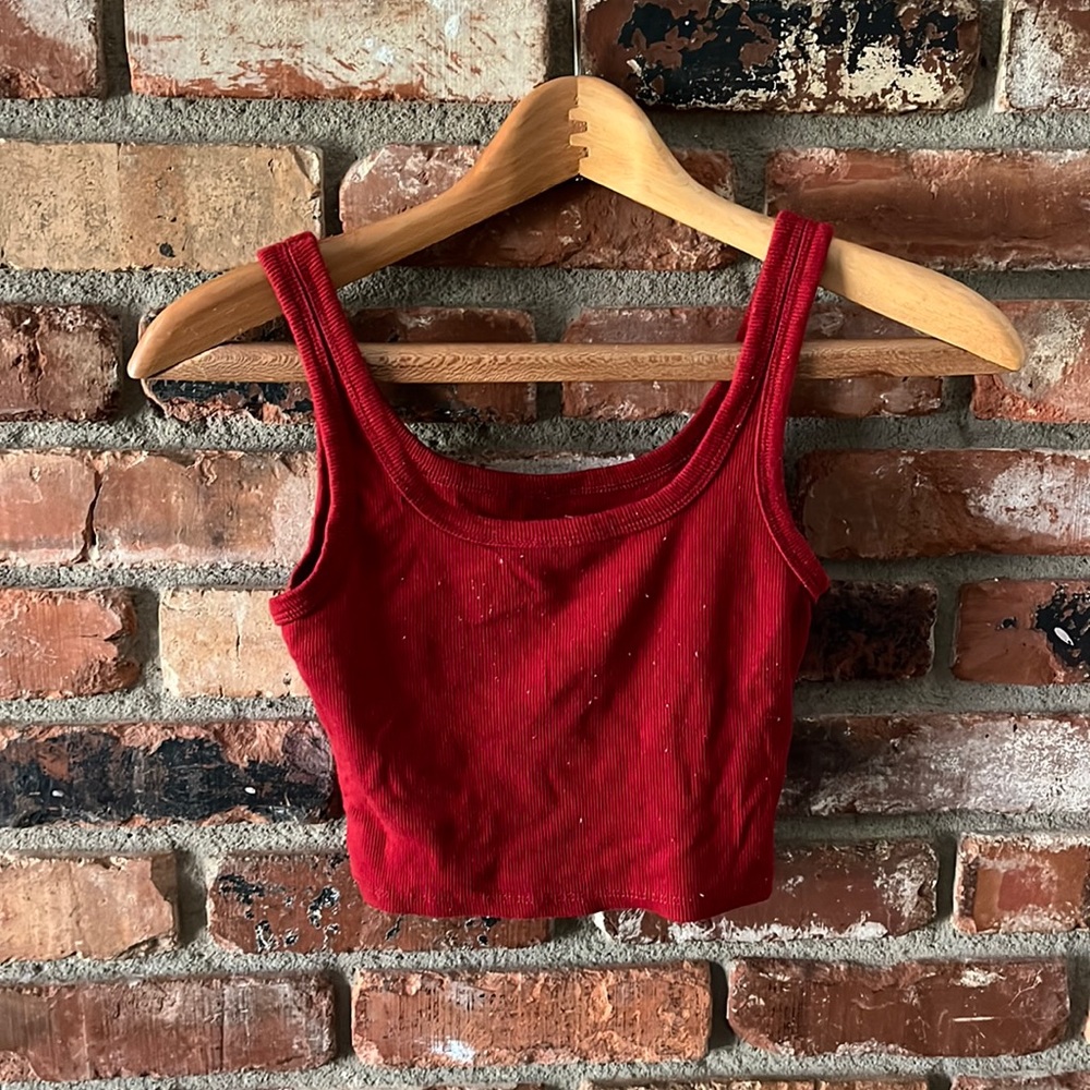 Shein Red Ribbed Cropped Tank Top Size Medium - Picture 2 of 6